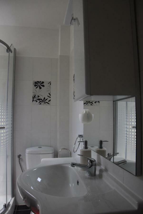Apartman Ana Apartment Сали Екстериор снимка