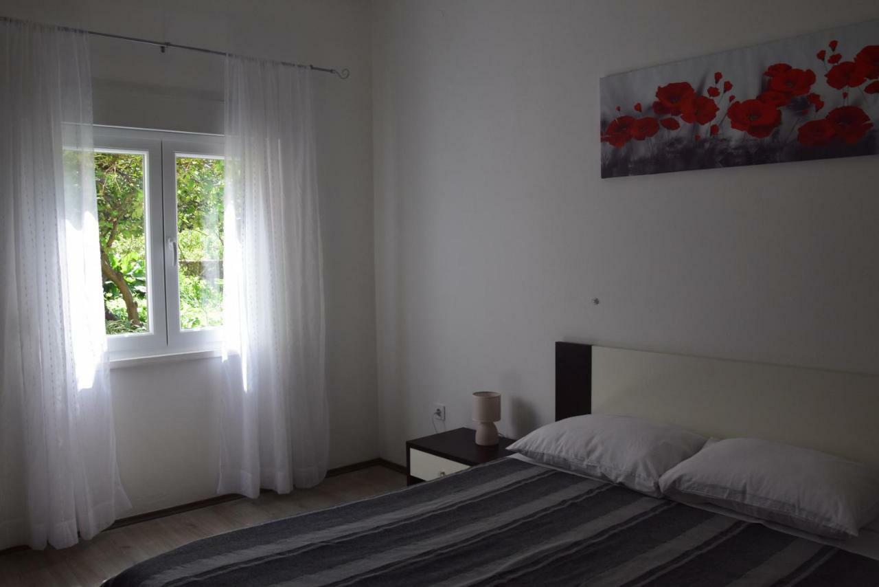 Apartman Ana Apartment Сали Екстериор снимка